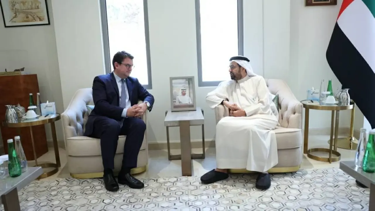 علي النعيمي يلتقي بسفيري النمسا وصربيا لتعزيز التعاون البرلماني